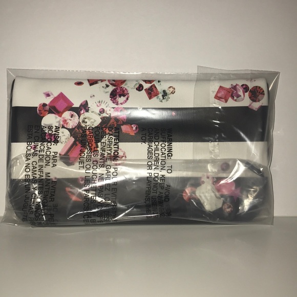 Ulta vs sephora image